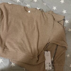 ALO Yoga Ribbed Beige Sweater